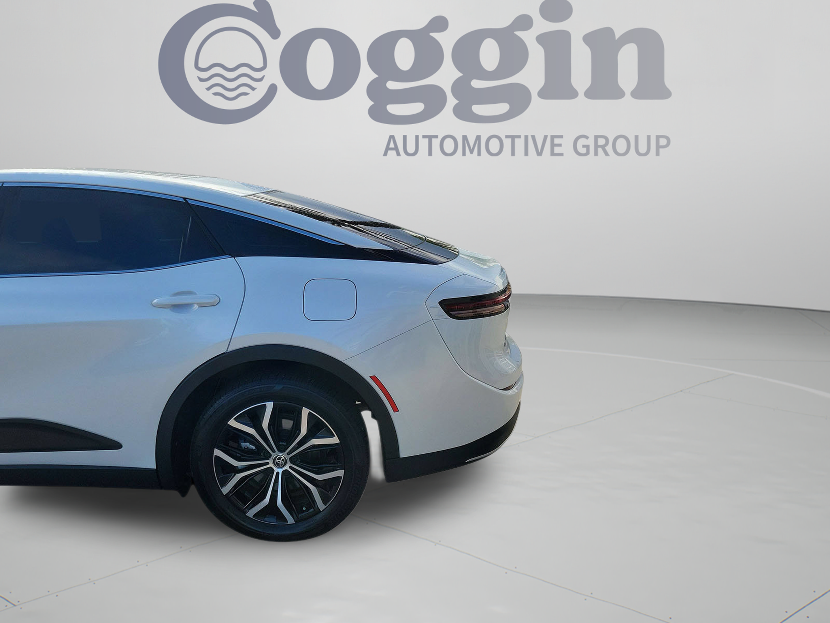 Certified 2025 Toyota Crown AWD/4WD image 30