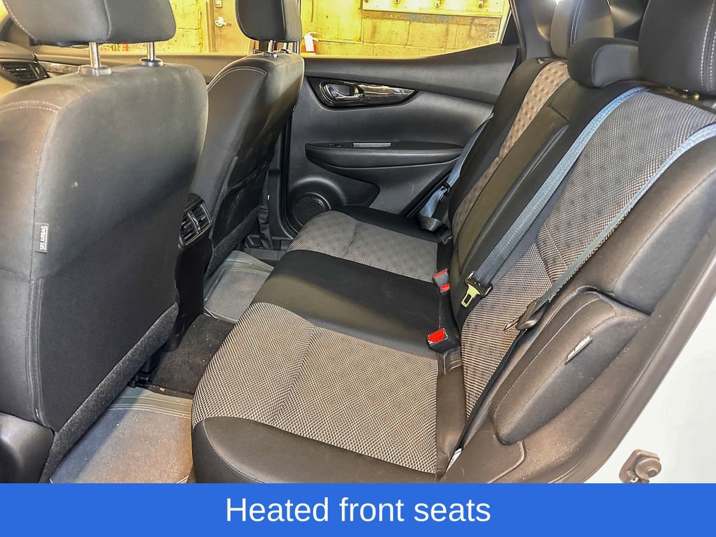 Used 2021 Nissan Rogue Sport SV image 11