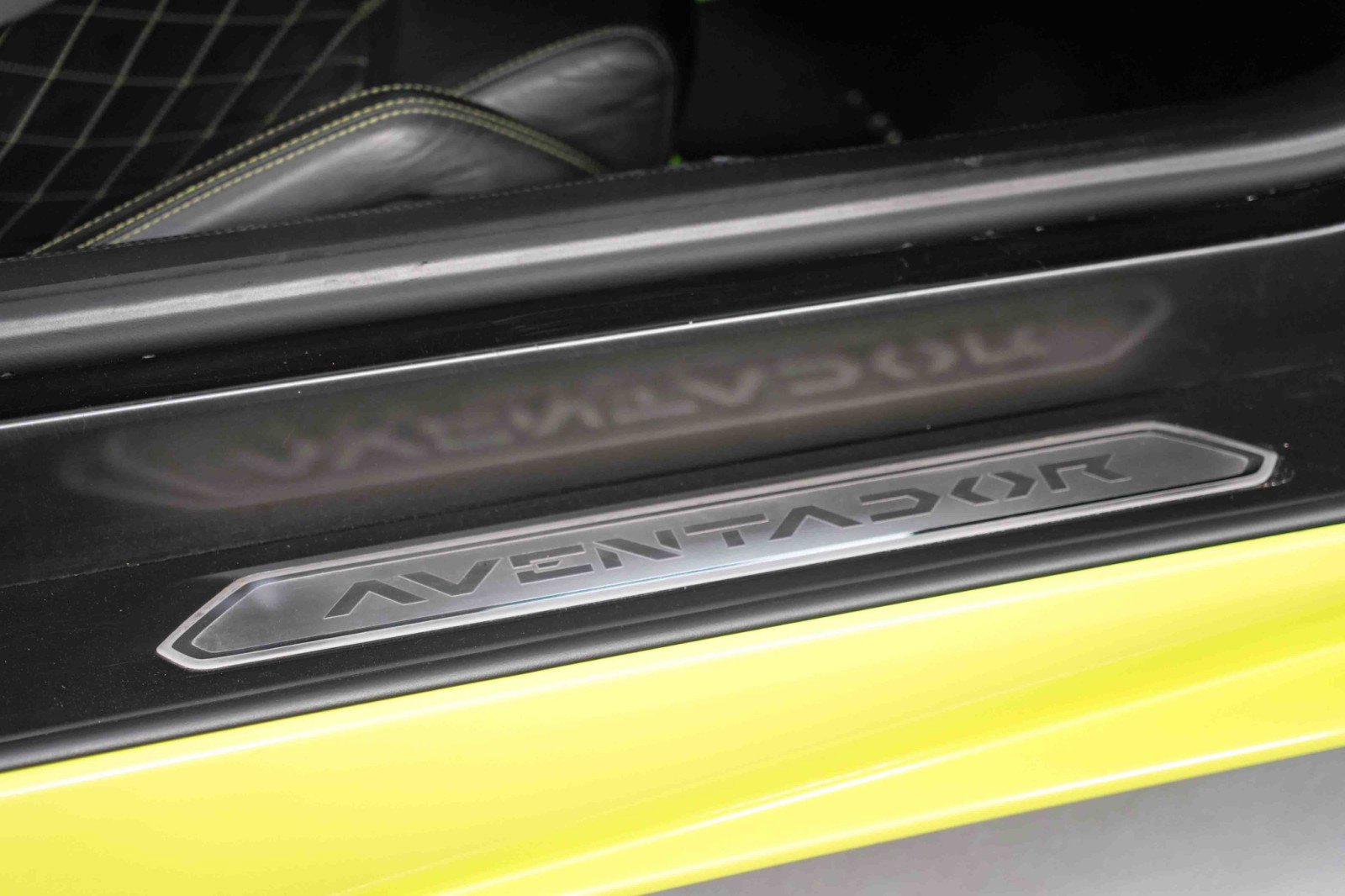 Used 2015 Lamborghini Aventador LP 700-4 image 52