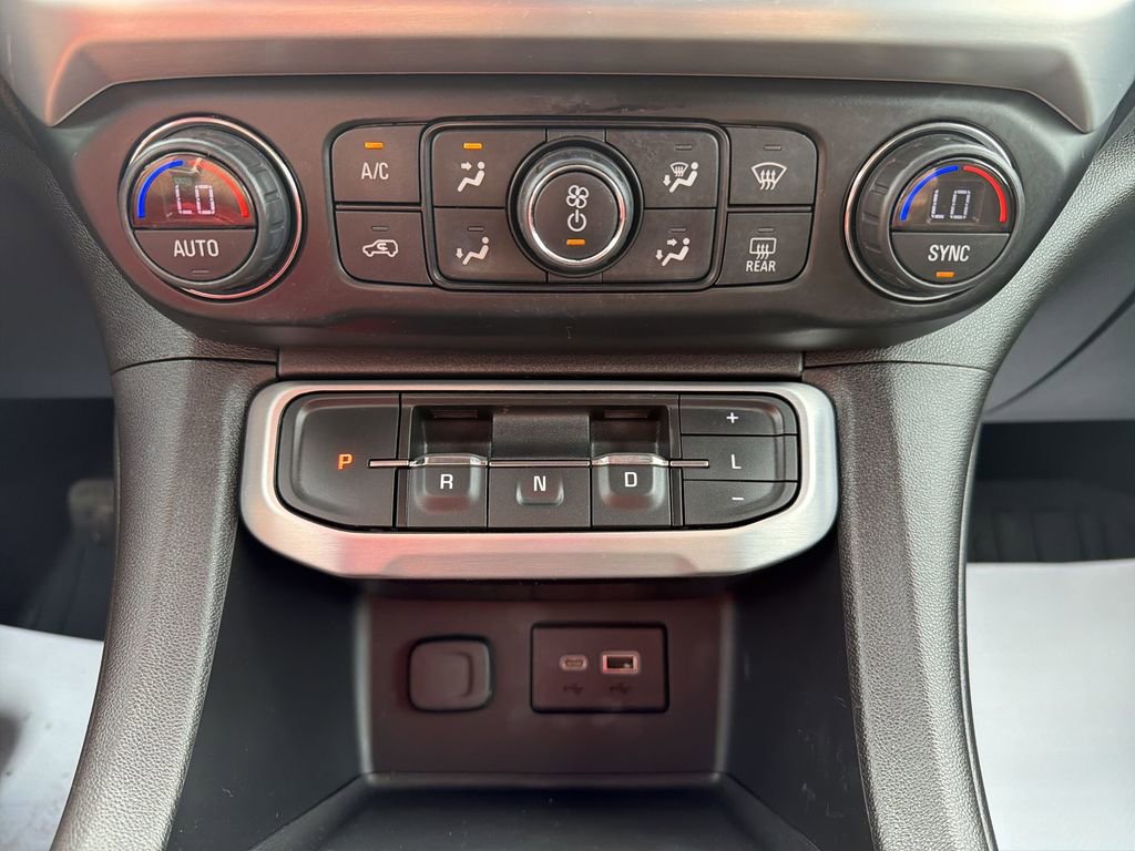 Used 2022 GMC Acadia SLE w/ LPO, Floor Liner Package image 26