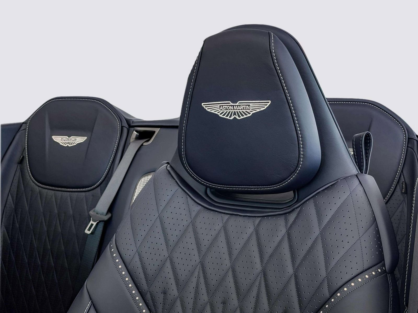 New 2026 Aston Martin DB12 Convertible RWD image 20