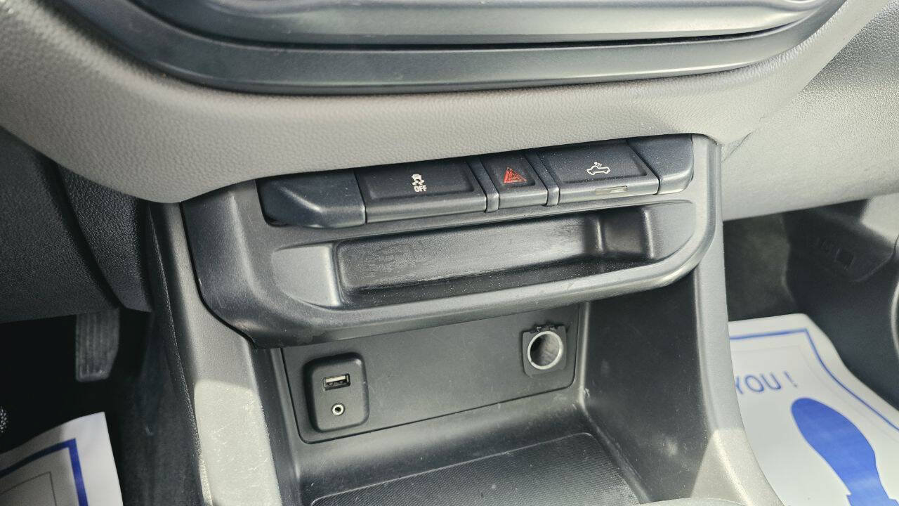 Used 2017 Chevrolet Colorado W/T RWD image 17