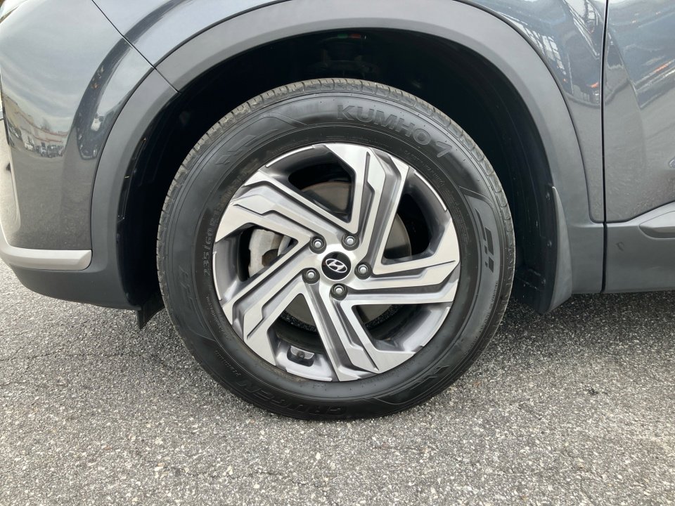 Used 2023 Hyundai Santa Fe SEL image 31