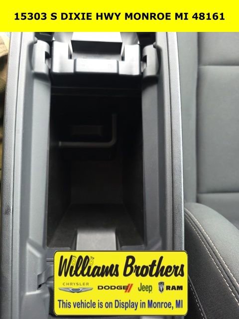 Used 2024 Nissan Rogue S image 20