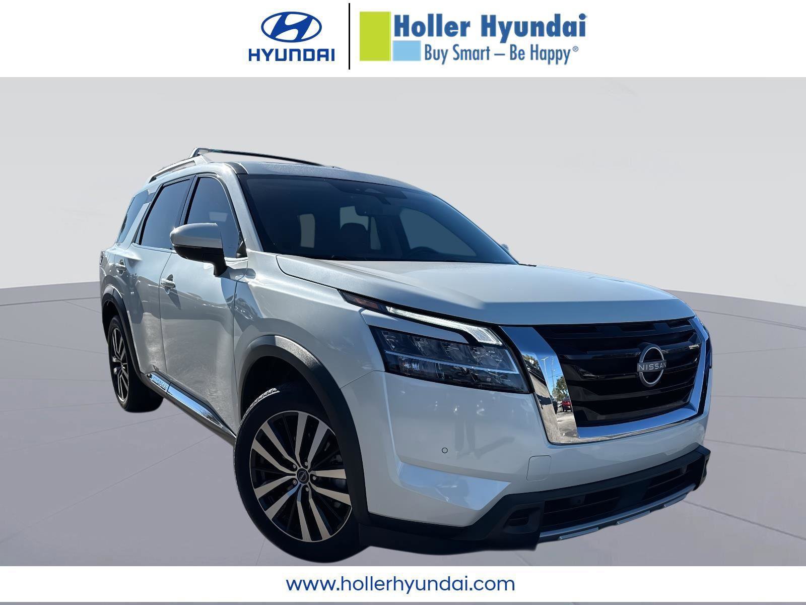 Used 2023 Nissan Pathfinder Platinum