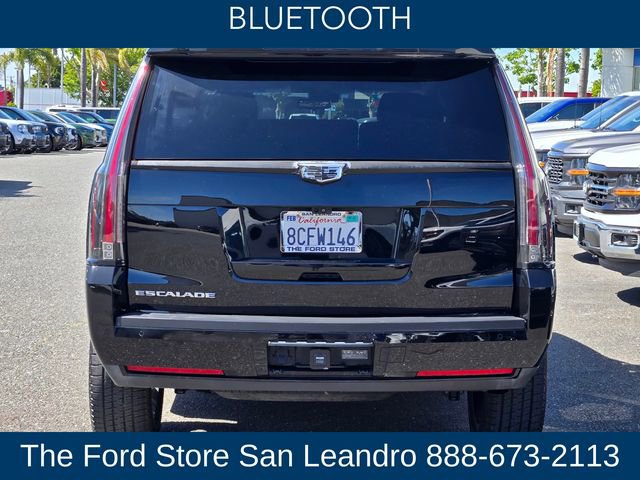 Used 2018 Cadillac Escalade Luxury image 9