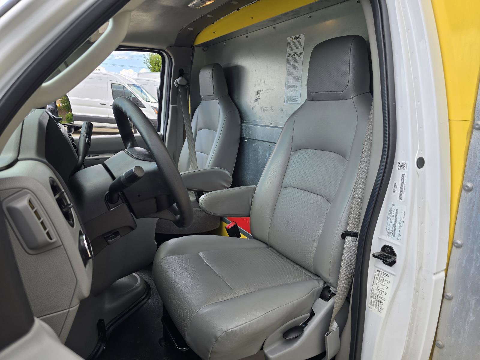 Used 2024 Ford E-350 and Econoline 350 Super Duty w/ Driver's Safety Package image 28