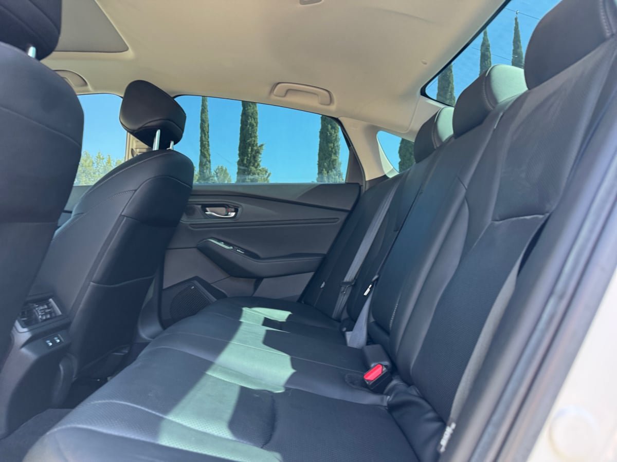 Used 2025 Honda Accord Touring image 18