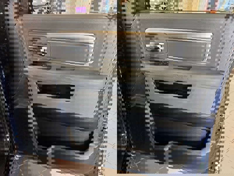 Used 2016 RAM 1500 Outdoorsman image 28