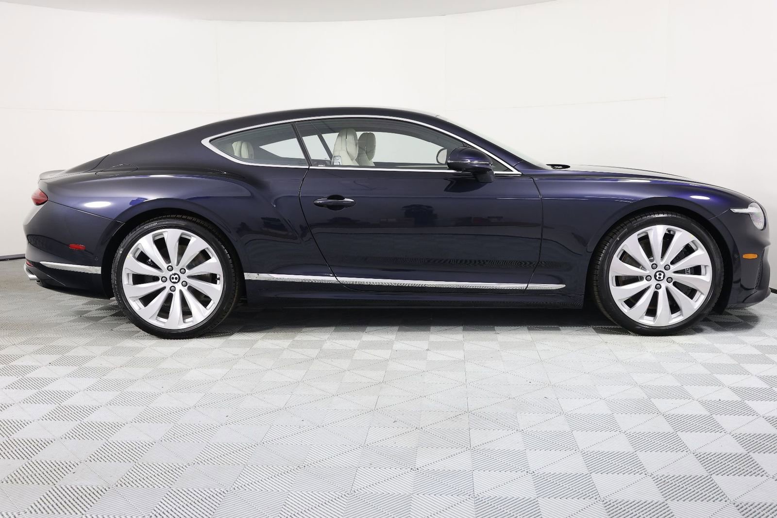 New 2026 Bentley Continental GT AWD/4WD image 10
