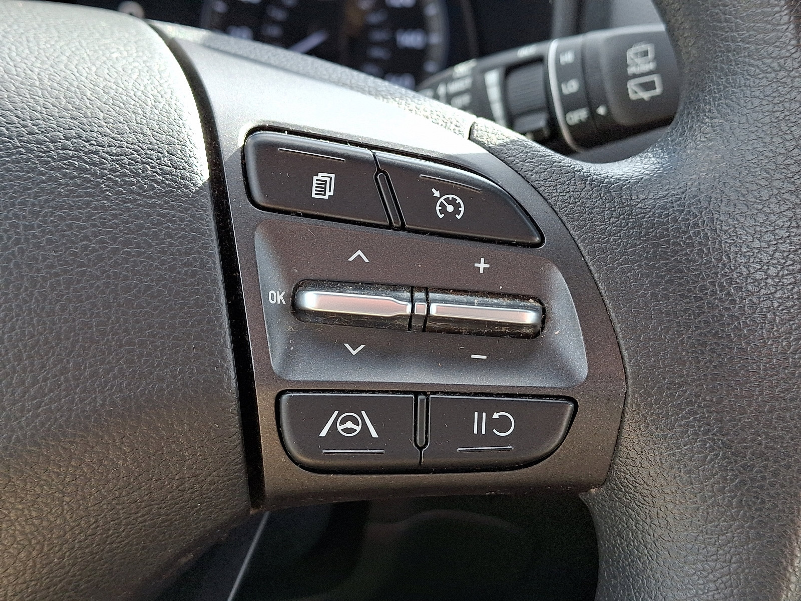 Certified 2023 Hyundai Kona SEL image 21