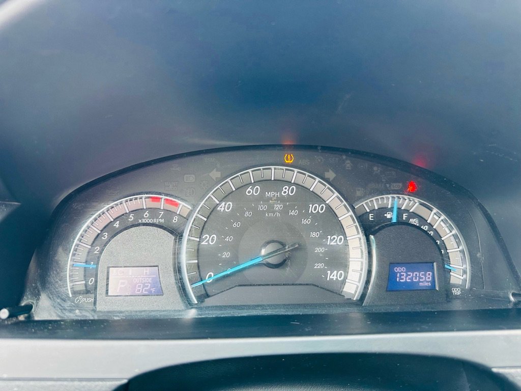 Used 2014 Toyota Camry SE image 15
