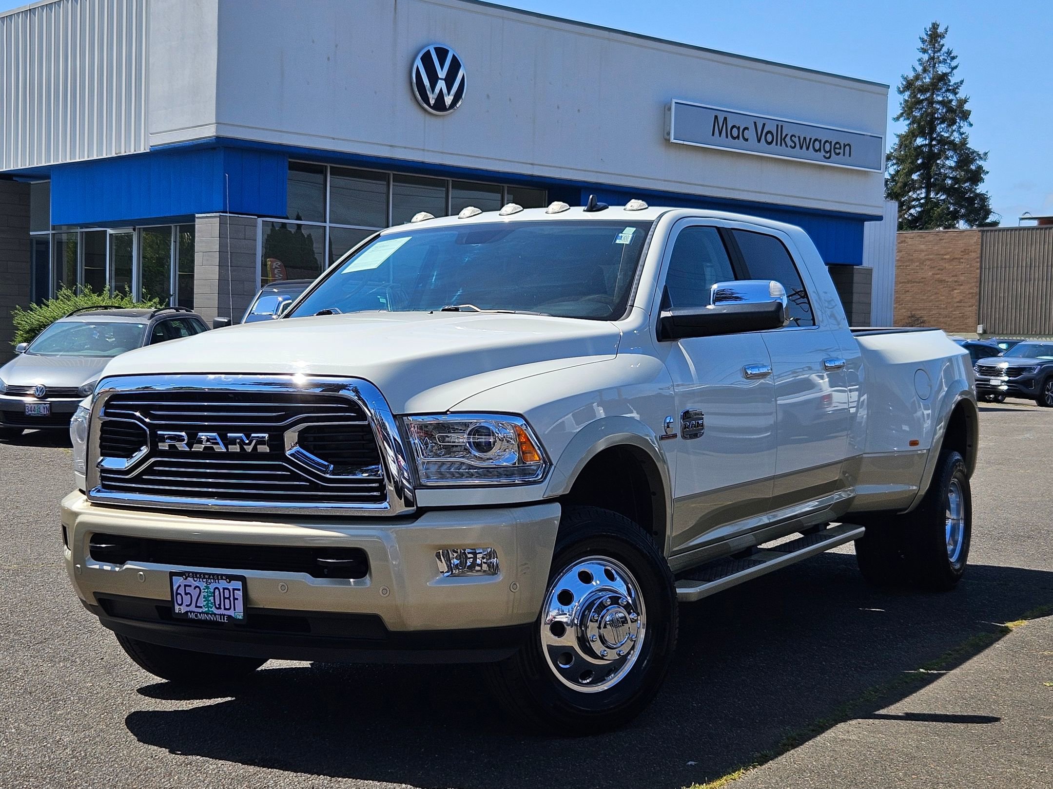 Used 2017 RAM 3500 Laramie Longhorn AWD/4WD image 1