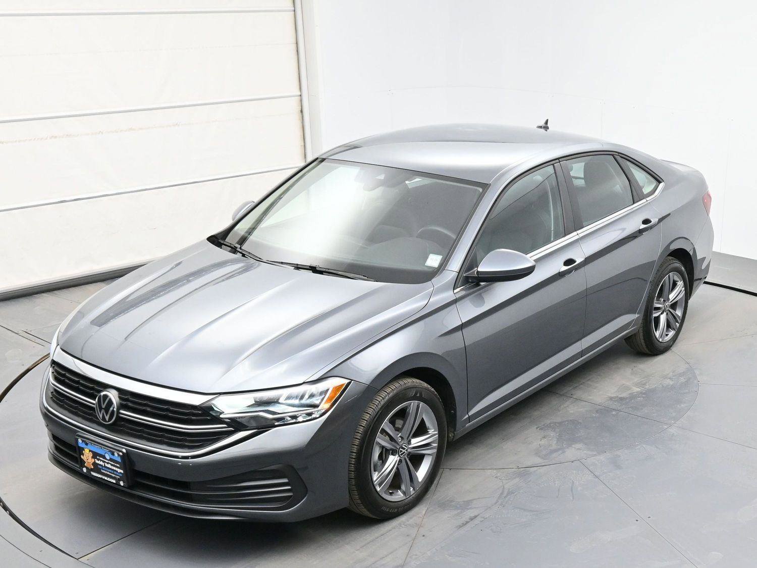 Certified 2023 Volkswagen Jetta SE image 31