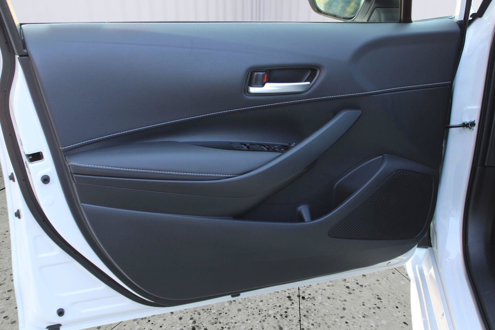 Certified 2024 Toyota Corolla SE w/ SE Package FWD image 45