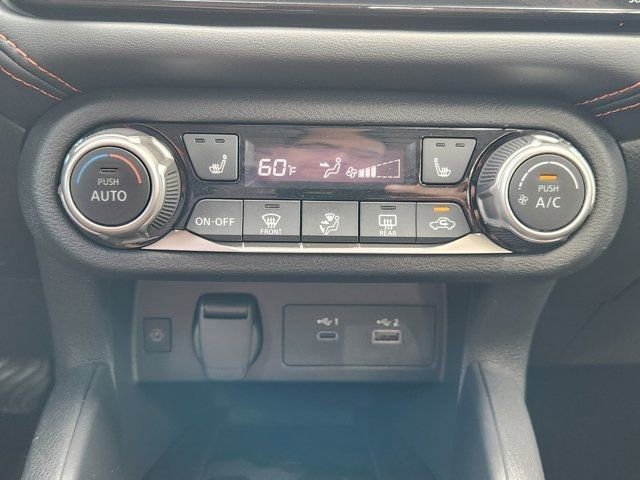 Used 2024 Nissan Versa SR image 22