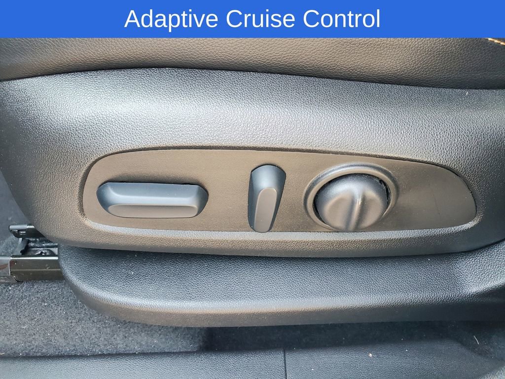 Used 2023 Chevrolet Equinox Premier image 7