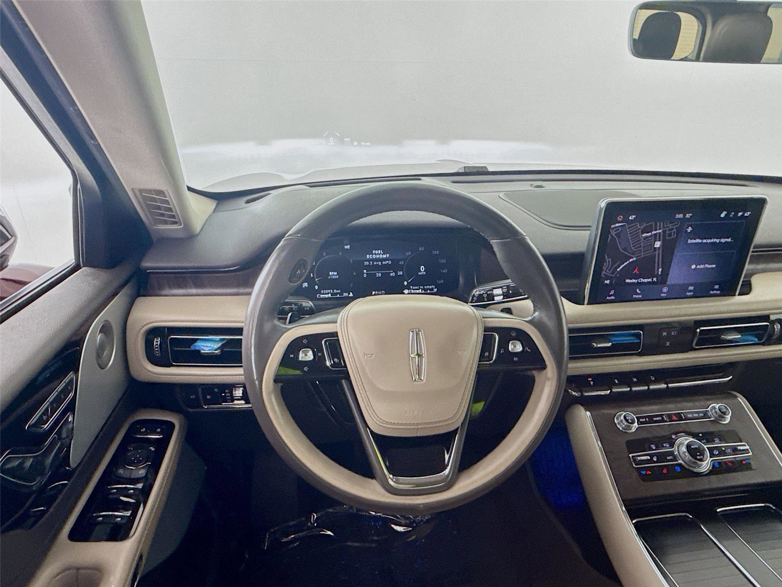 Used 2021 Lincoln Aviator Reserve w/ Equipment Group 202A image 3