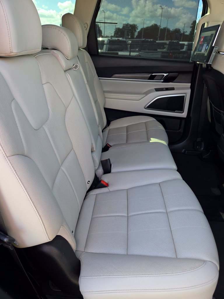 Used 2022 Kia Telluride EX FWD image 57