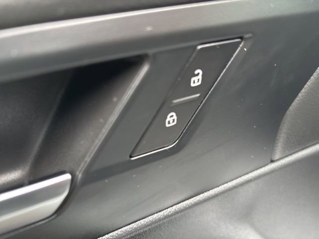 Used 2020 Volkswagen Jetta S w/ Driver Assistance Package image 13