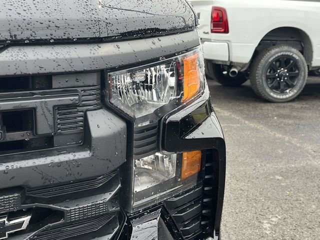 Used 2025 Chevrolet Silverado 1500 Custom w/ Turbomax Blackout Package image 9