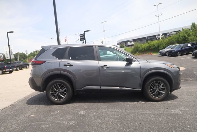 Used 2023 Nissan Rogue S FWD image 4