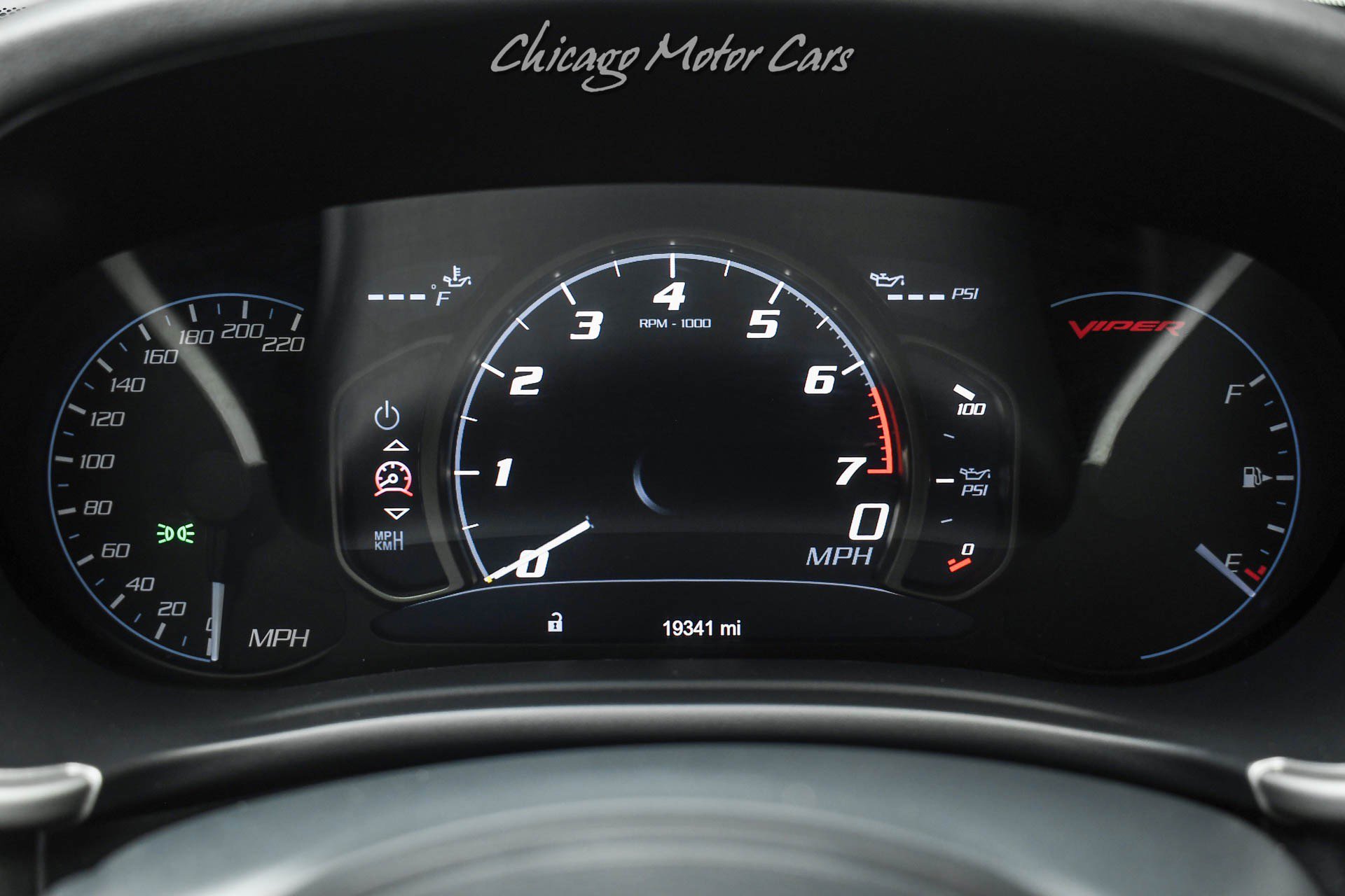 Used 2013 SRT Viper GTS w/ GTS Laguna Interior Pkg image 10