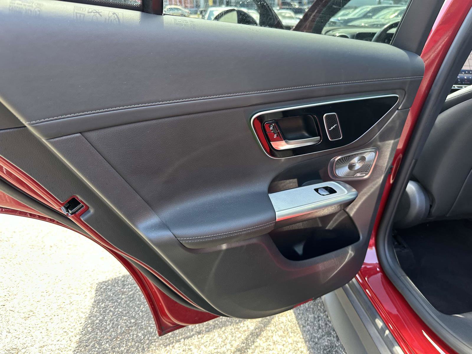 Used 2024 Mercedes-Benz GLC 300 4MATIC w/ AMG Line image 17