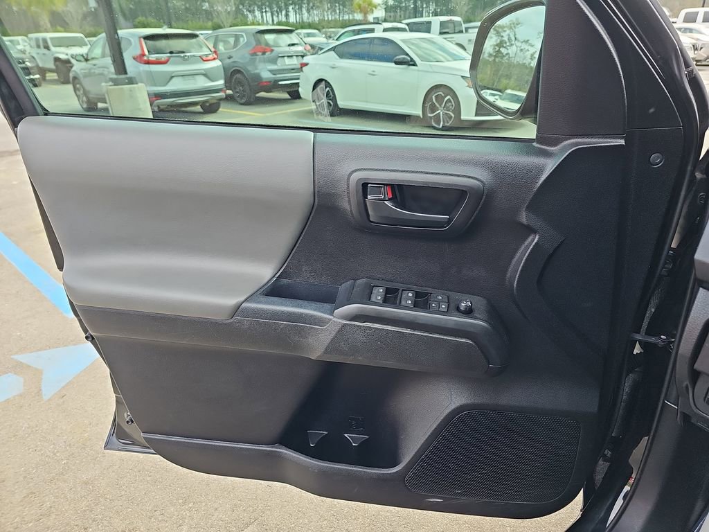 Used 2021 Toyota Tacoma SR w/ SR Convenience Package image 29