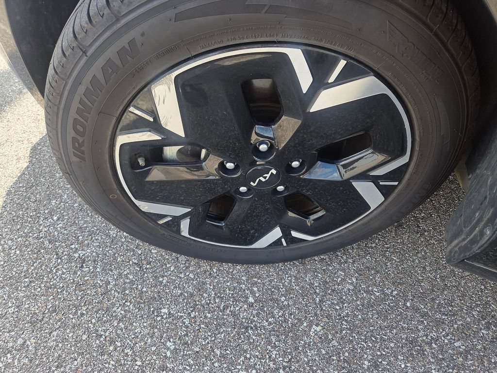 Used 2024 Kia Niro Wind FWD image 7