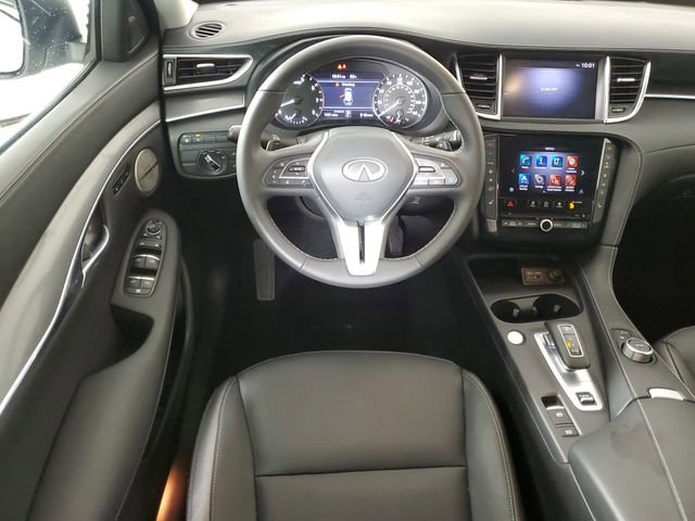 Certified 2025 INFINITI QX50 Luxe image 16