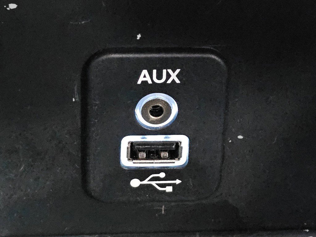 Used 2017 Dodge Journey SE w/ Flexible Seating Group image 12