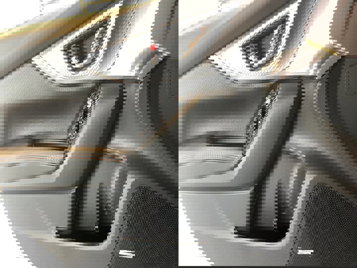 Used 2022 Subaru Crosstrek 2.5i Limited w/ Moonroof Package 2 image 8