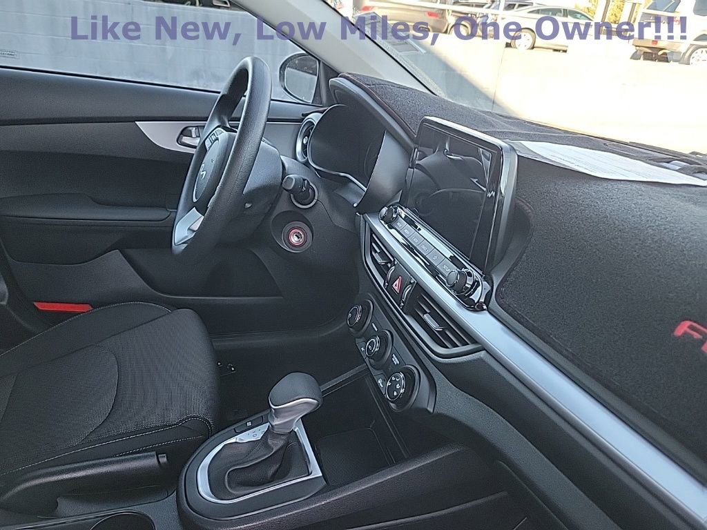 Used 2024 Kia Forte LX image 41