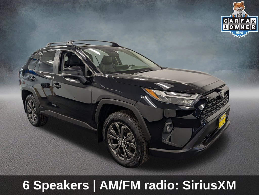 Used 2025 Toyota RAV4 XLE Premium w/ Weather Package AWD/4WD image 5