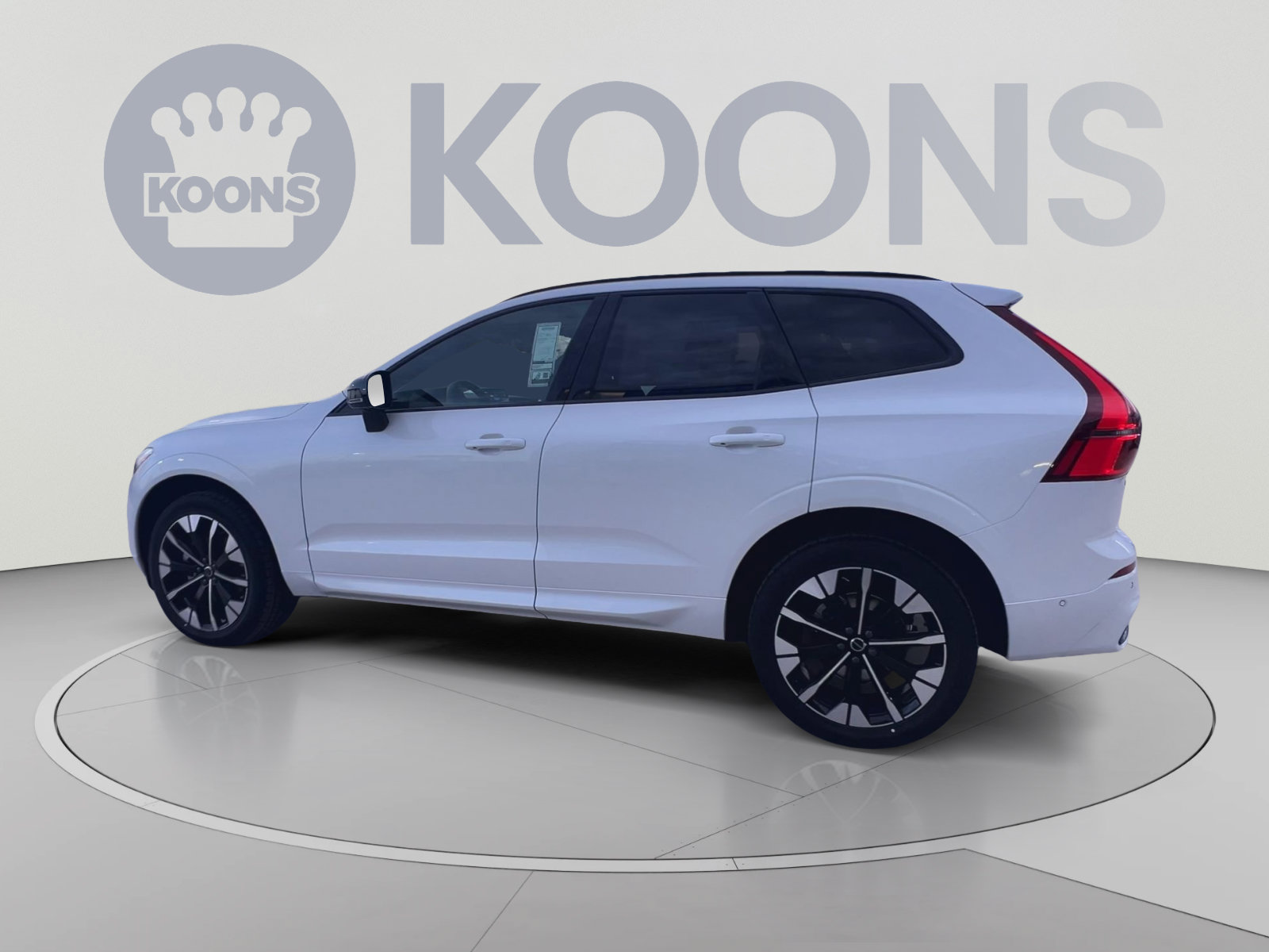 New 2026 Volvo XC60 B5 Plus w/ Protection Package Premier AWD/4WD image 8