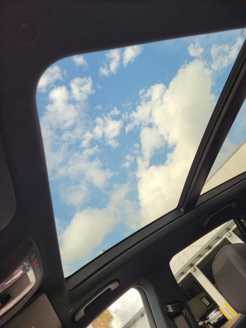 New 2026 Mercedes-Benz GLE 580 4MATIC image 24