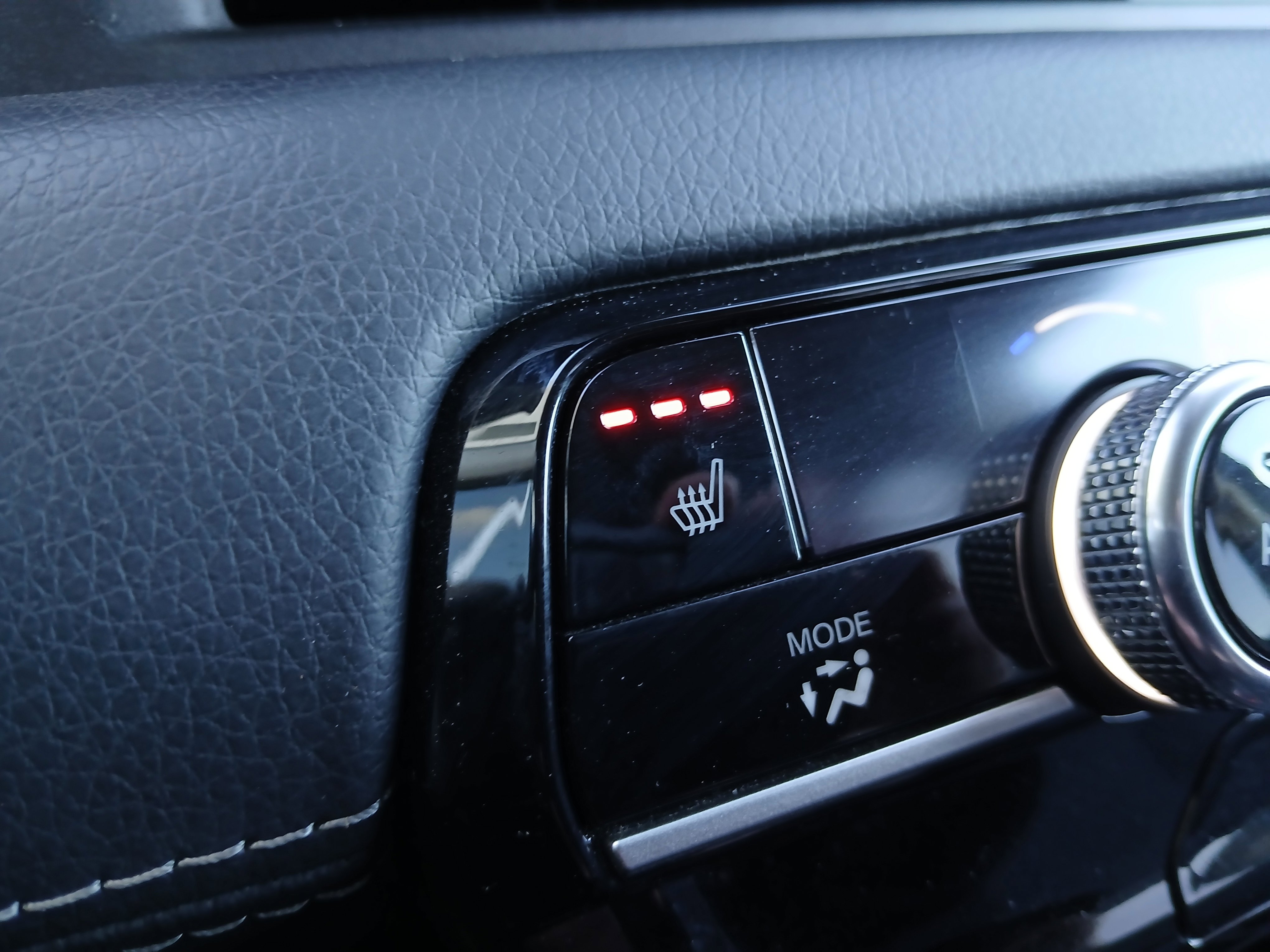 Used 2025 Honda Pilot EX-L image 13