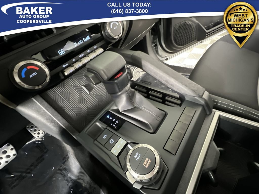 Used 2024 Toyota Tacoma TRD Sport image 16