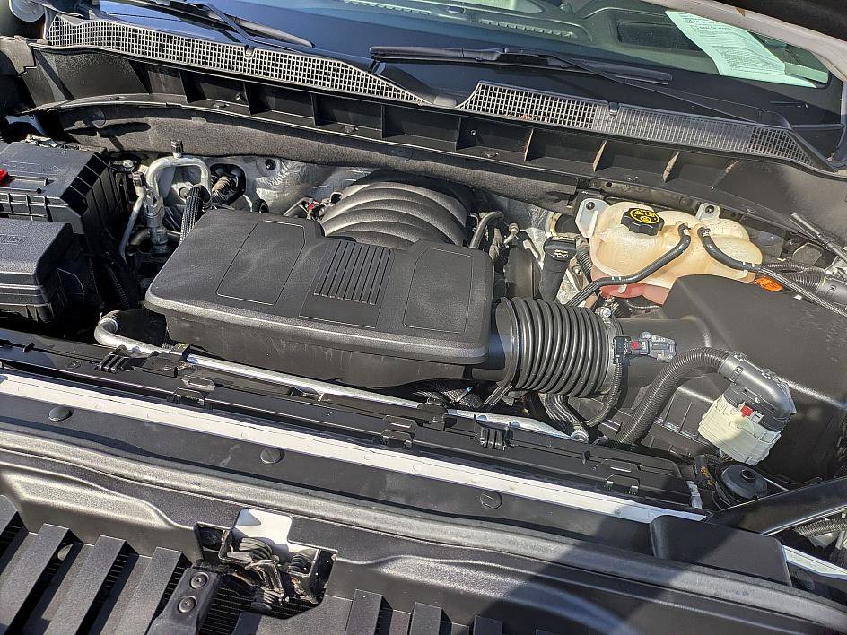 Used 2022 Chevrolet Silverado 1500 High Country w/ Technology Package image 37