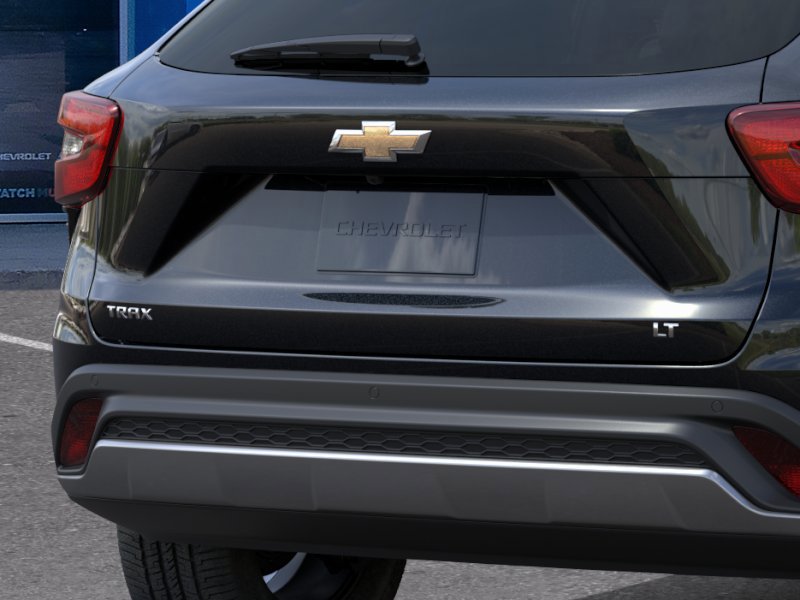 New 2026 Chevrolet Trax LT w/ Driver Confidence Package FWD image 14
