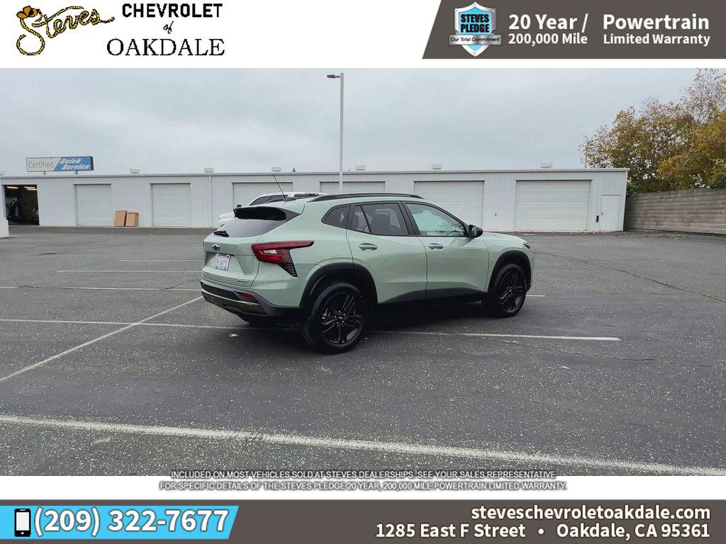 Certified 2024 Chevrolet Trax ACTIV w/ Sunroof Package image 12