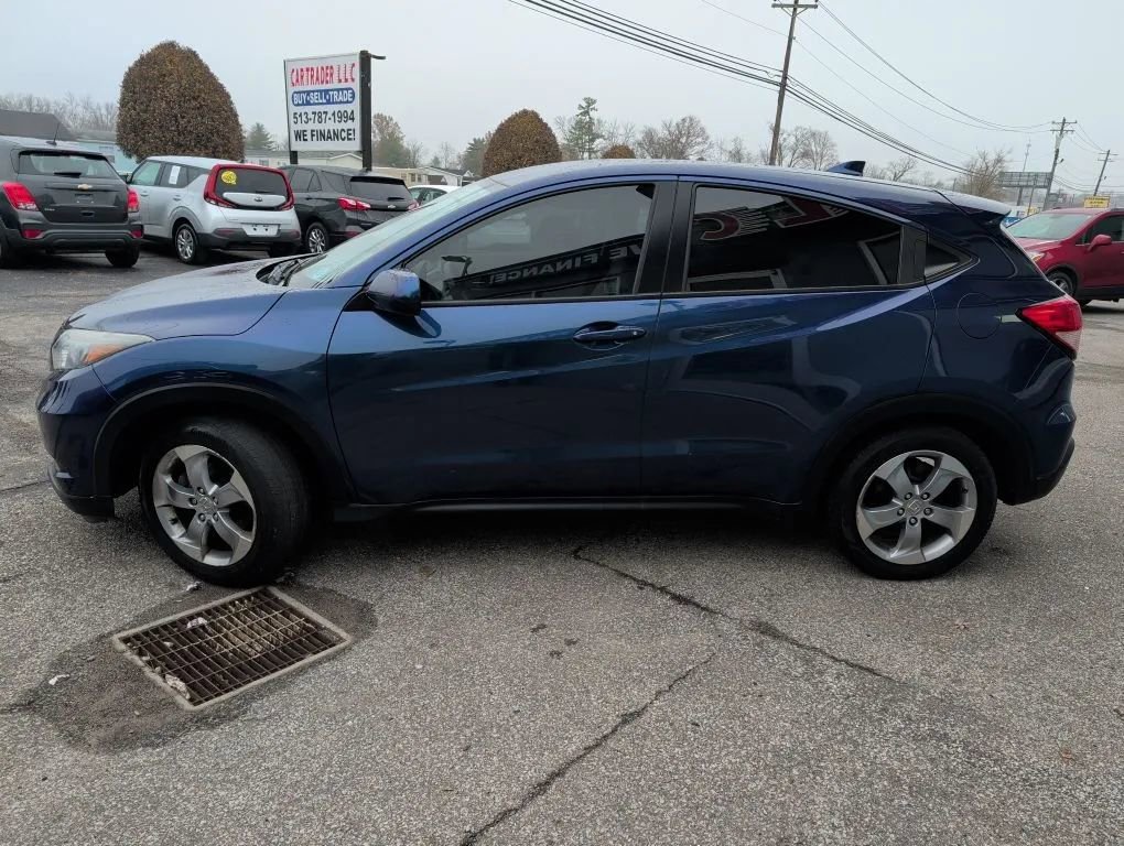 Used 2017 Honda HR-V LX image 5