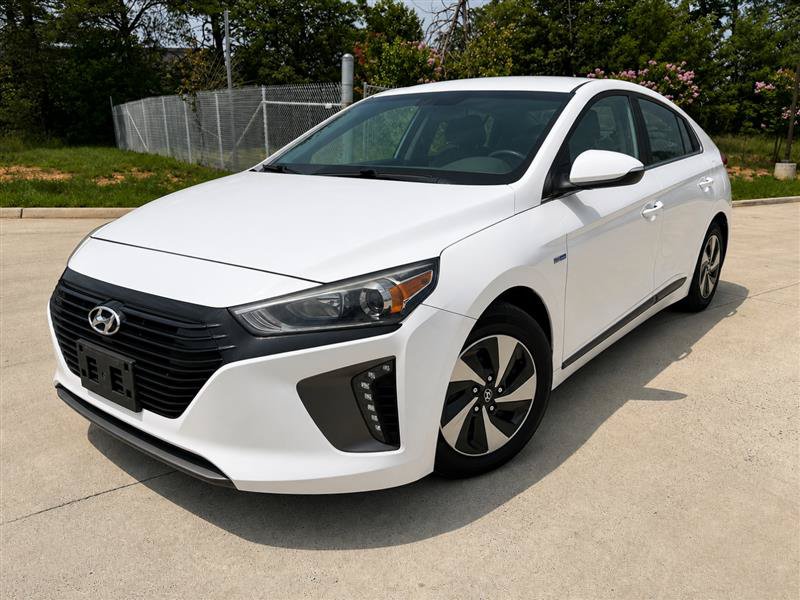 Used 2018 Hyundai Ioniq SEL FWD image 3