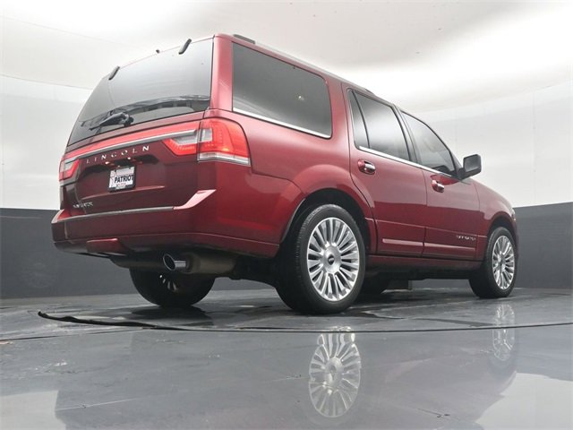 Used 2017 Lincoln Navigator Select image 42