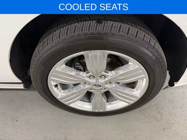 Used 2024 Ford Expedition Max Platinum AWD/4WD image 4