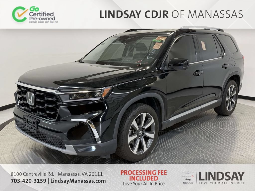 Used 2023 Honda Pilot Touring image 4