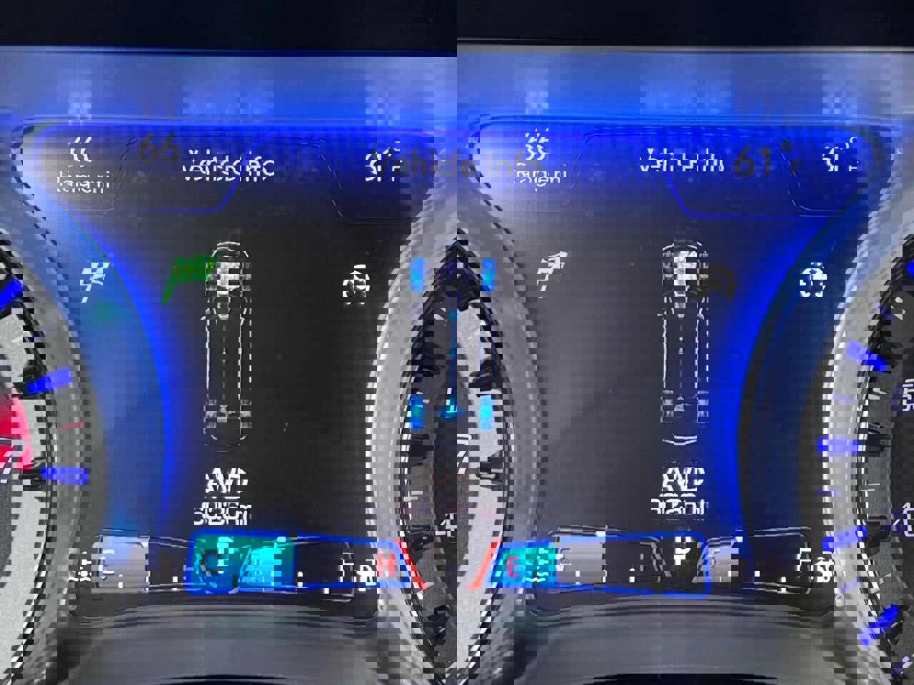 Used 2018 Chrysler 300 S image 28