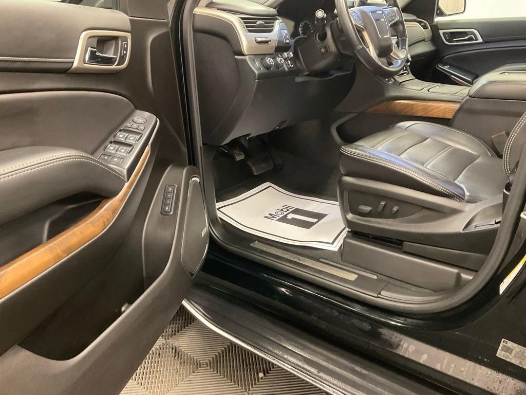 Used 2020 GMC Yukon Denali image 4