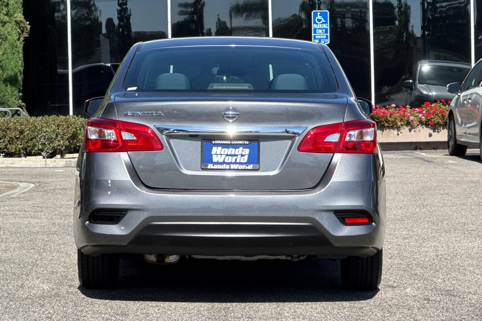 Used 2019 Nissan Sentra S FWD image 5